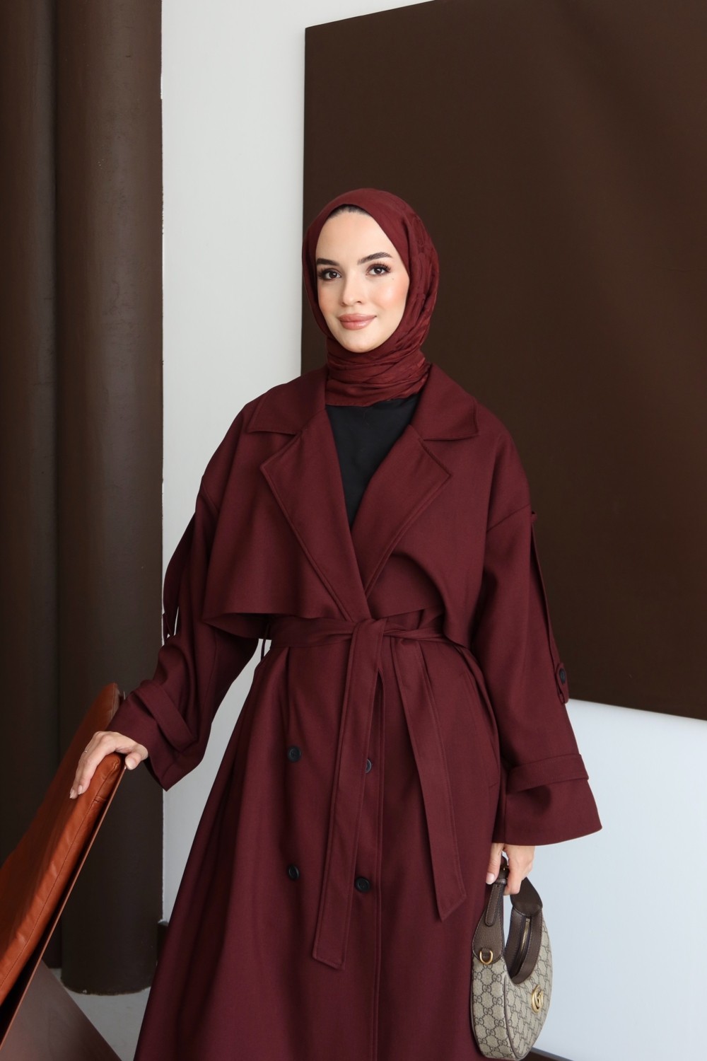 Esila Butik Kruvaze Yaka Astarlı Kuşak Detaylı Kadın Tesettür Trençkot görsel 8