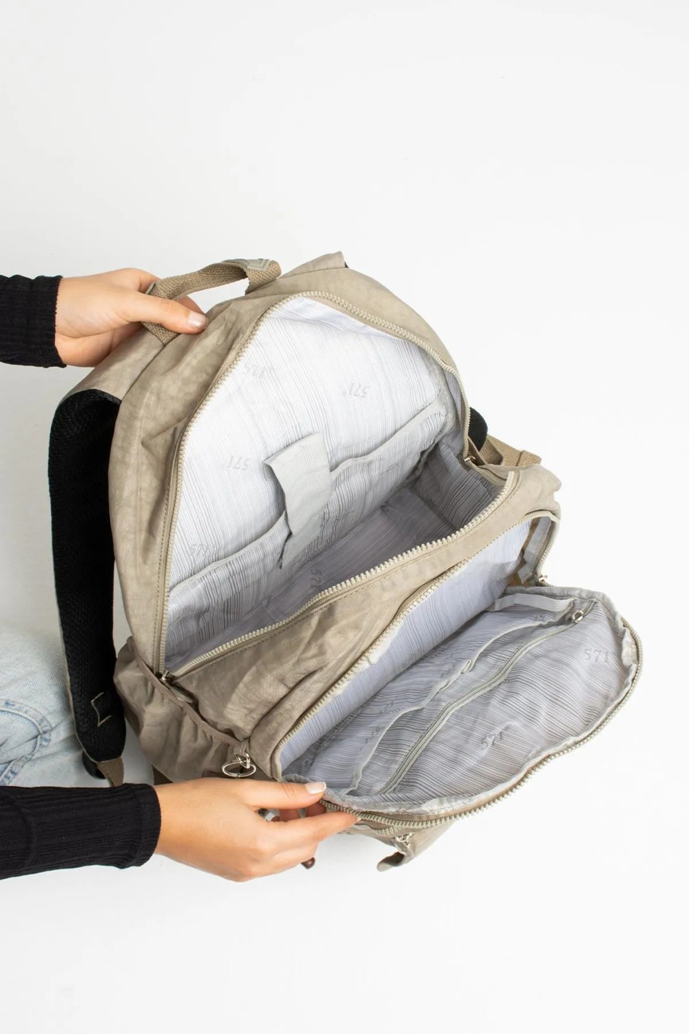 571 Collections Çanta Vizon Ultra Hafif Çok Cepli Su Geçirmez Sırt Çantası ( Laptop, Notebook, Okul, Spor, Seyahat ) görsel 8