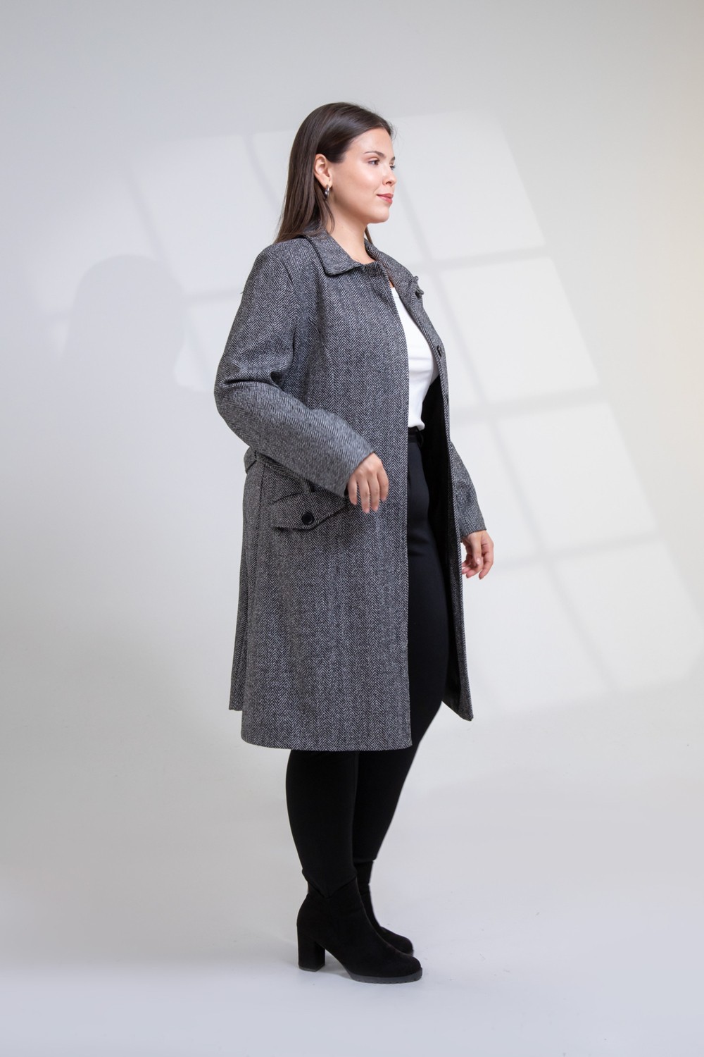 Roxxlen 132289 Kadın Büyük Beden Balıksırtı Kaban Siyah görsel 2