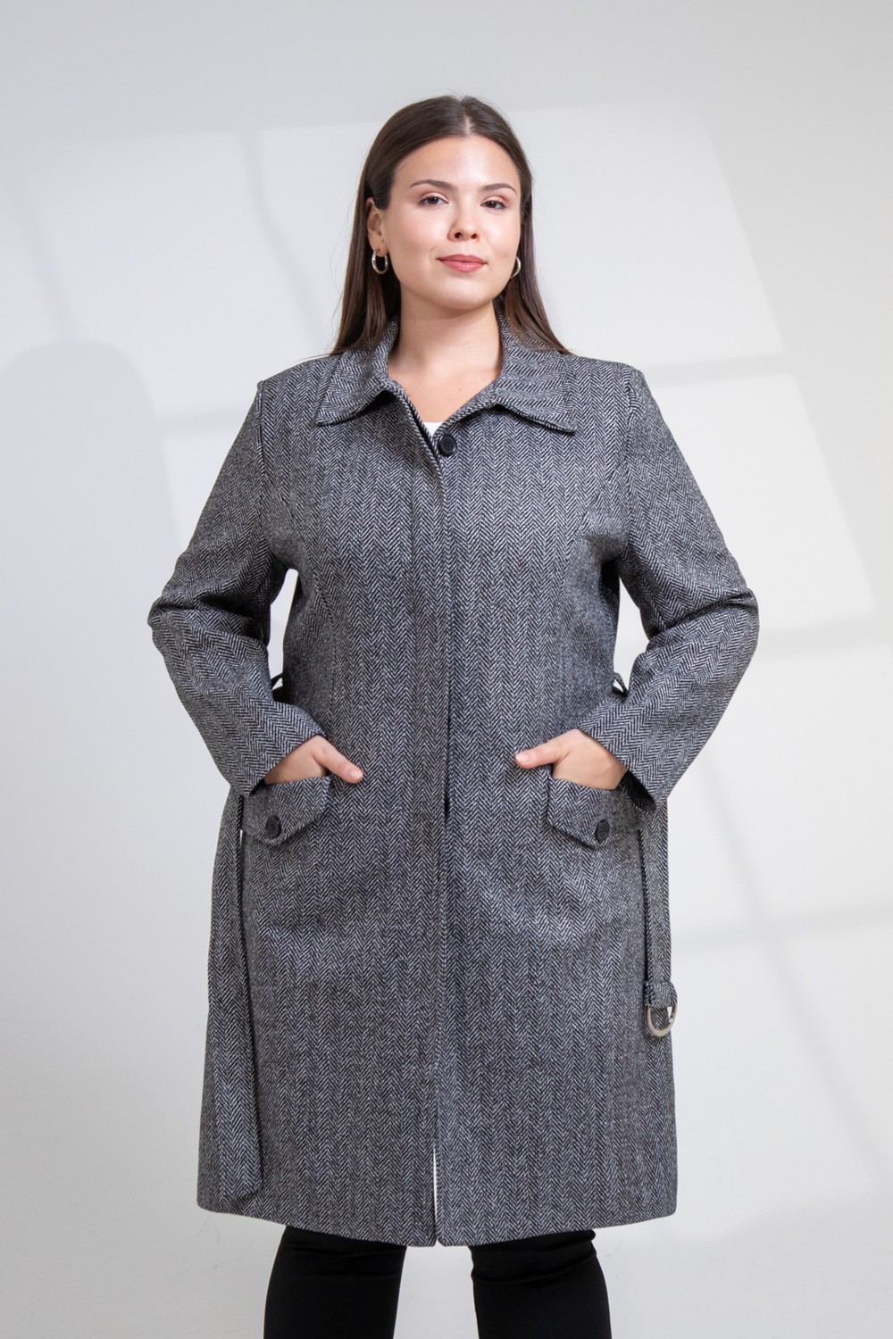 Roxxlen 132289 Kadın Büyük Beden Balıksırtı Kaban Siyah görsel 7