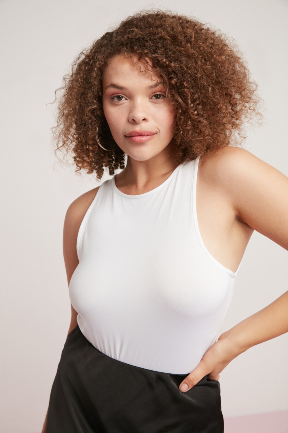 Ethiquet Shelby Kadın Vücuda Tamamen Oturan Halter Yaka Sıfır Kol Gri Büyük Beden Body görsel 8