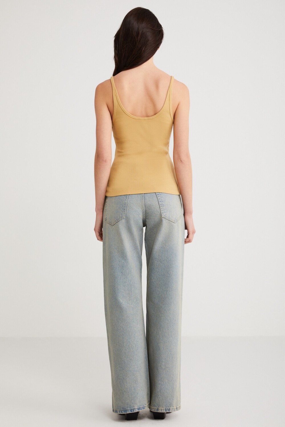 Ethiquet Lızeth Kadın Slim Fit Dar Kesim Oyuk Yaka Ince Askılı Basic Hardal Atlet görsel 6