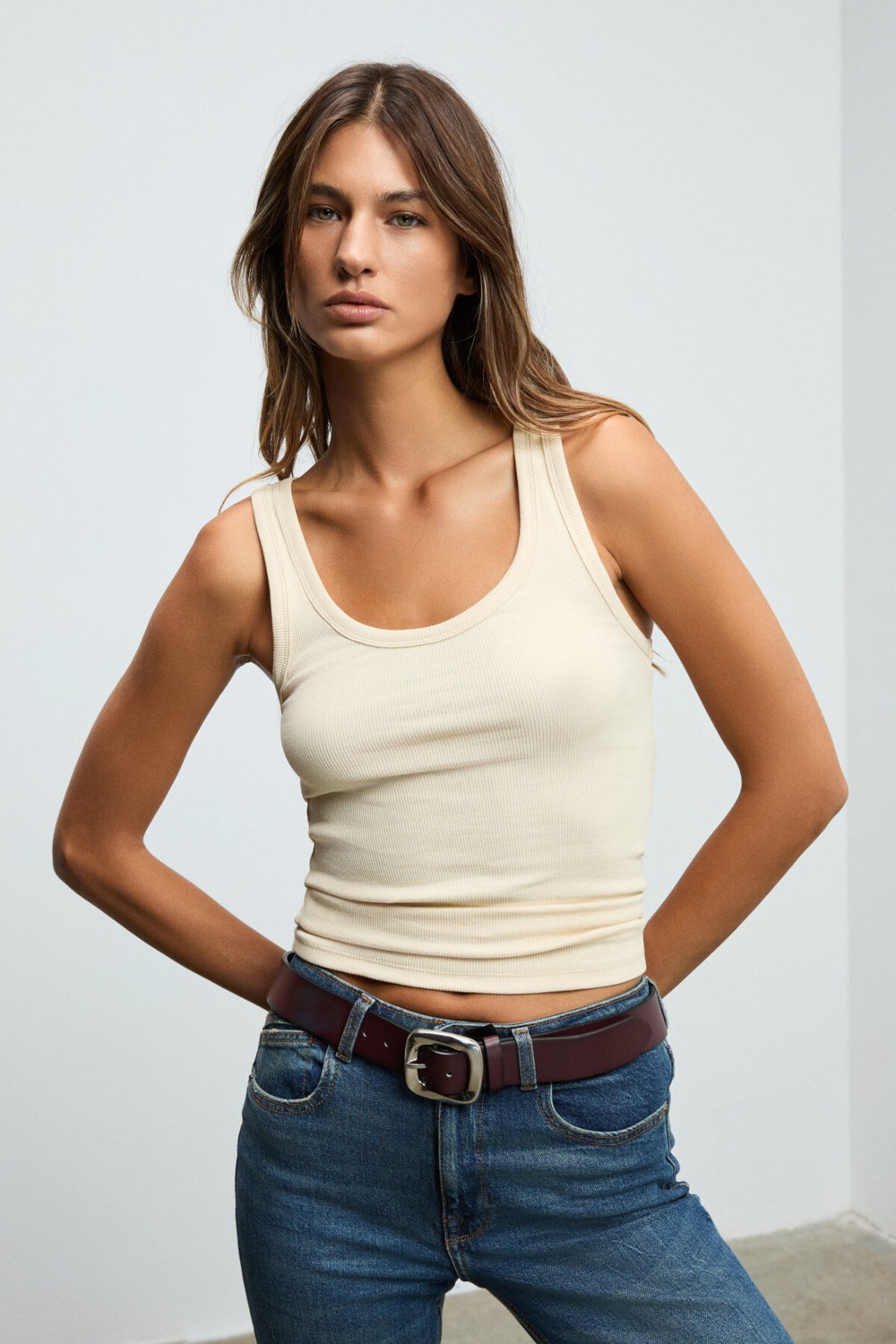 Ethiquet LILLESOL Kadın Fitilli Görünümlü Slim Fit Vücuda Oturan Havuz Yakalı Pamuklu Basic Bej Bluz Atlet görsel 8