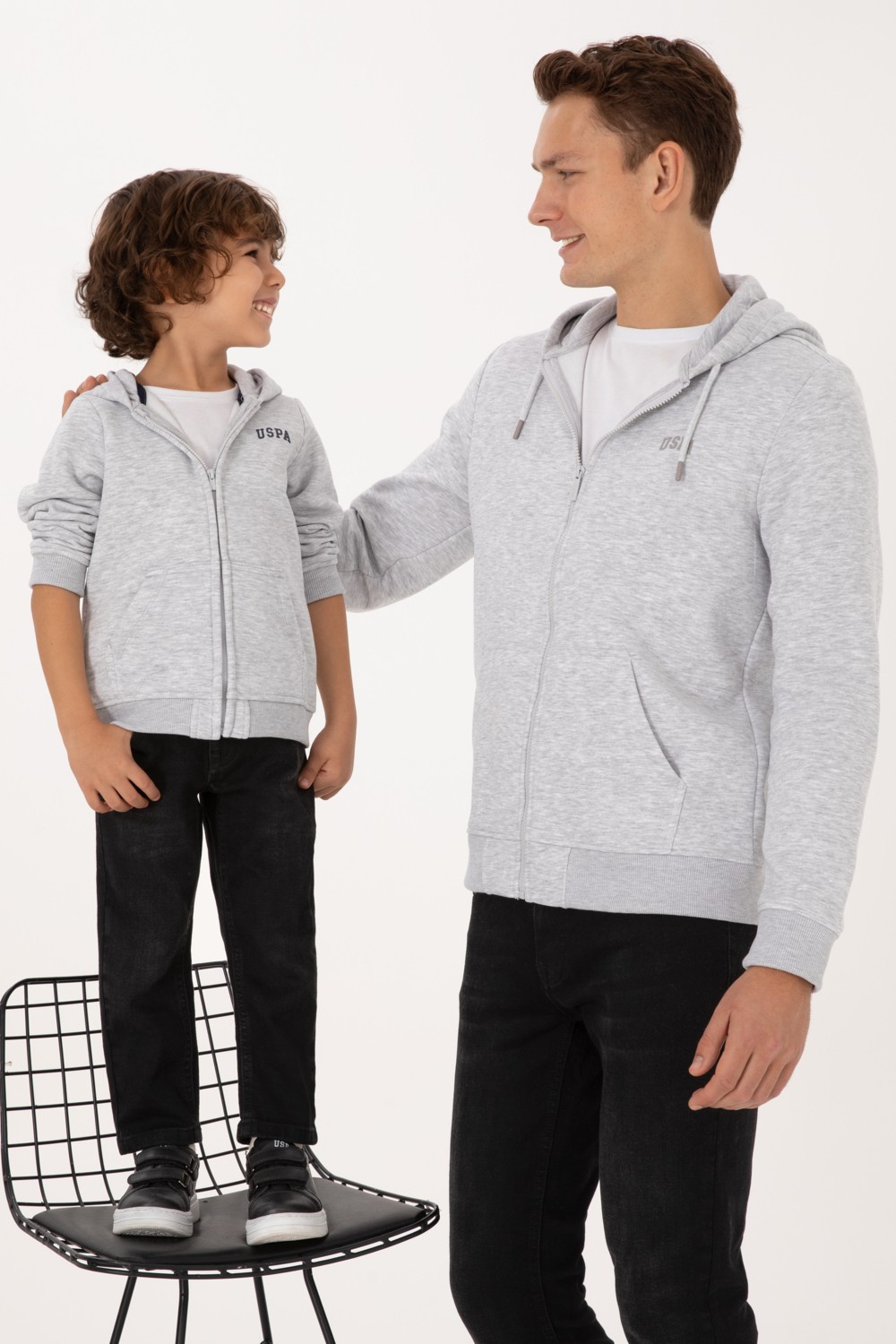 U.S. Polo Assn. Erkek Regular Fit Açık Gri Şardonlu Örme Hırka 50313755-VR001 görsel 4