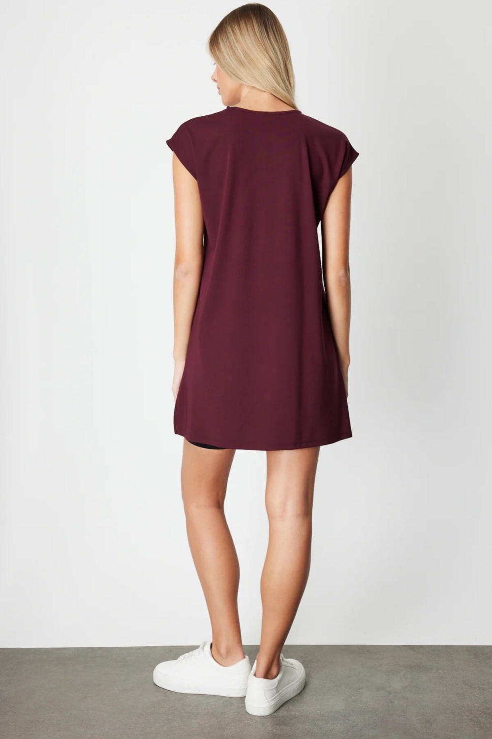 ON Kadın Sıfır Yaka Basic Tunik 61419 Bordo görsel 4