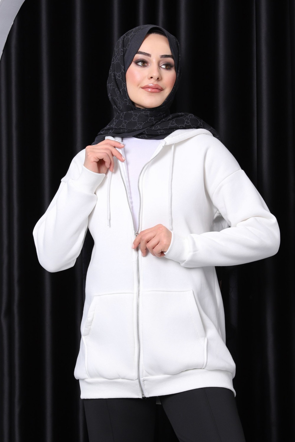 İmaj Butik Ekru Kapşonlu Fermuarlı Üç İplik Cepli Hırka