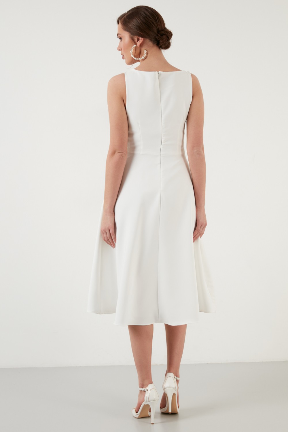 Lela Regular Fit Bisiklet Yaka Cepli Pileli Midi Boy Abiye Elbise Bayan Elbise 6111963 görsel 5