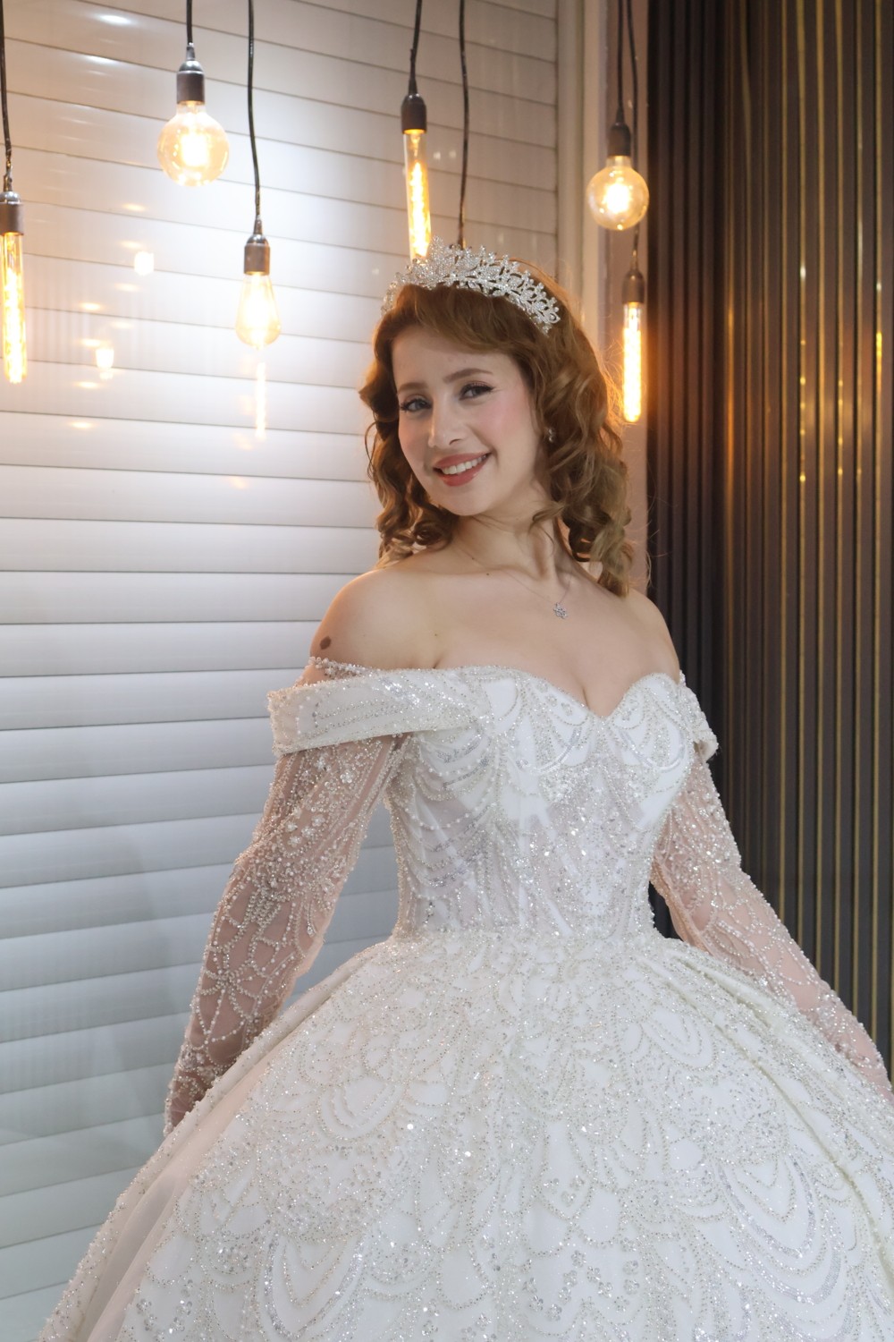 Almila Gelinlik görsel 7