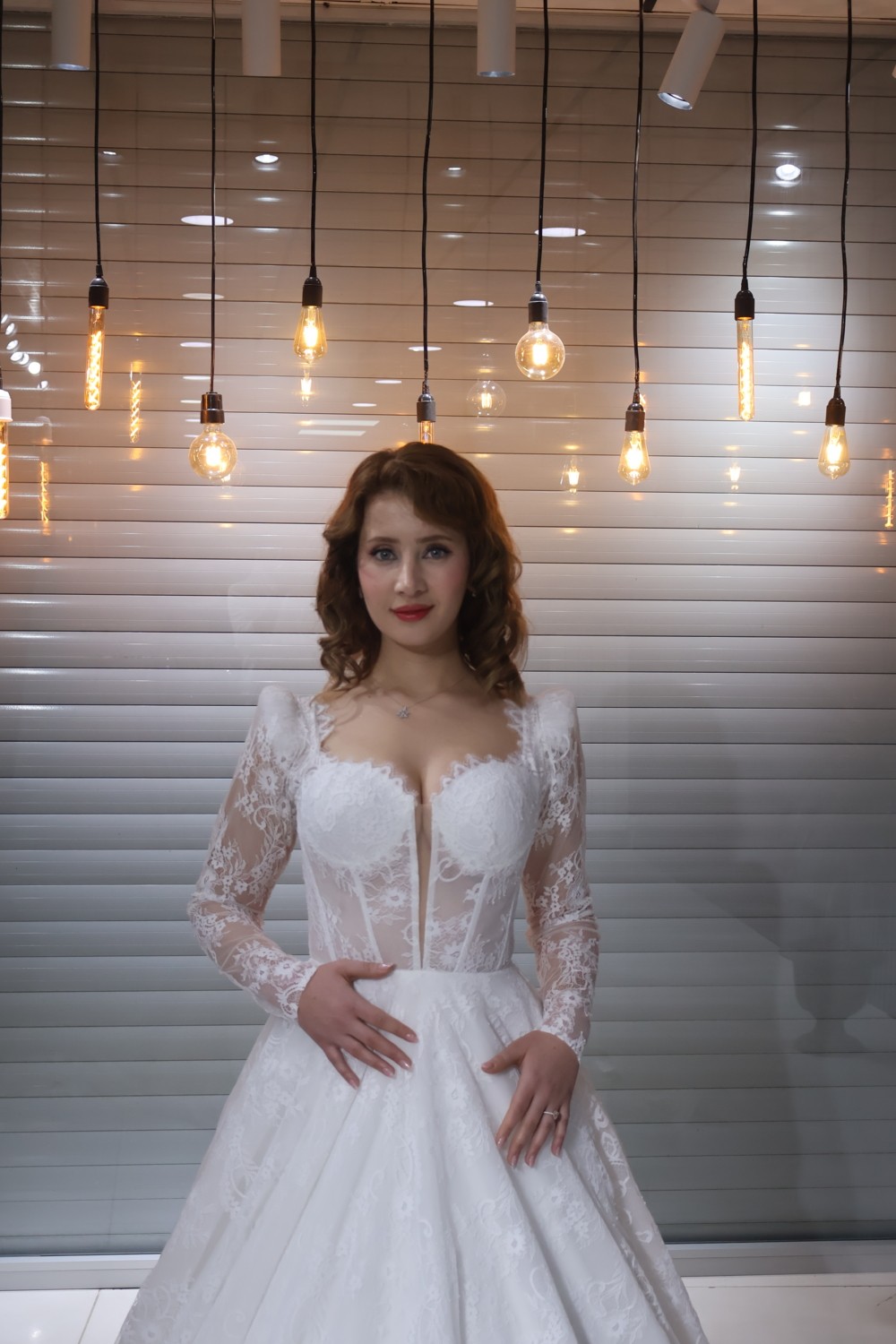 Almila Gelinlik