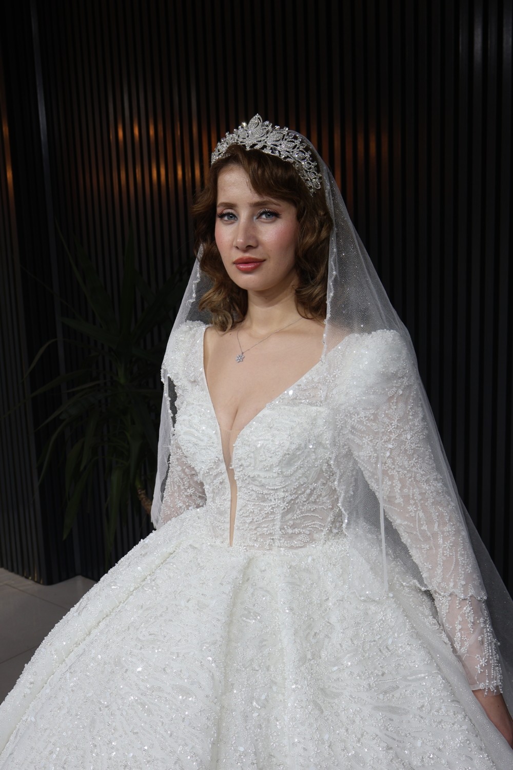 Almila Gelinlik görsel 7