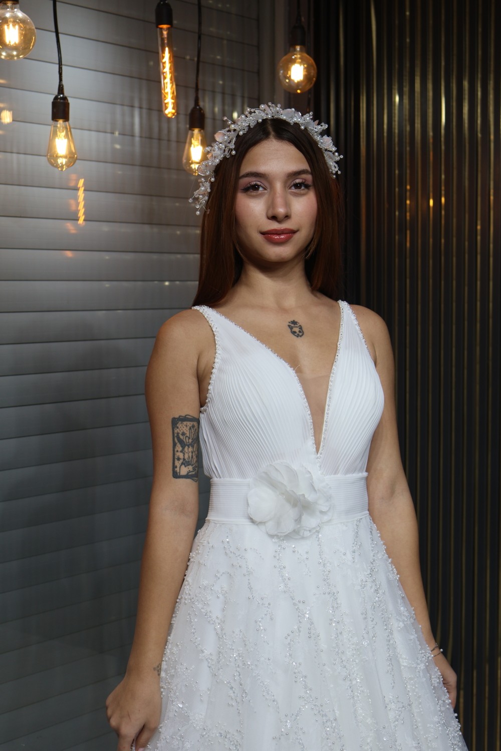 Almila Gelinlik