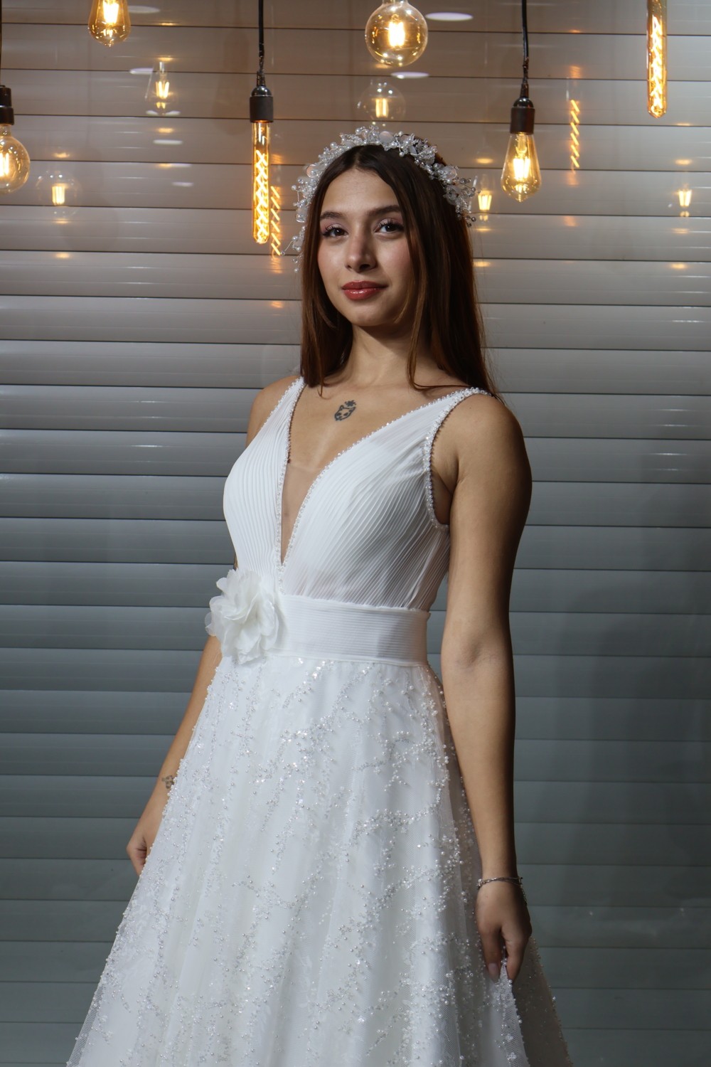 Almila Gelinlik görsel 3