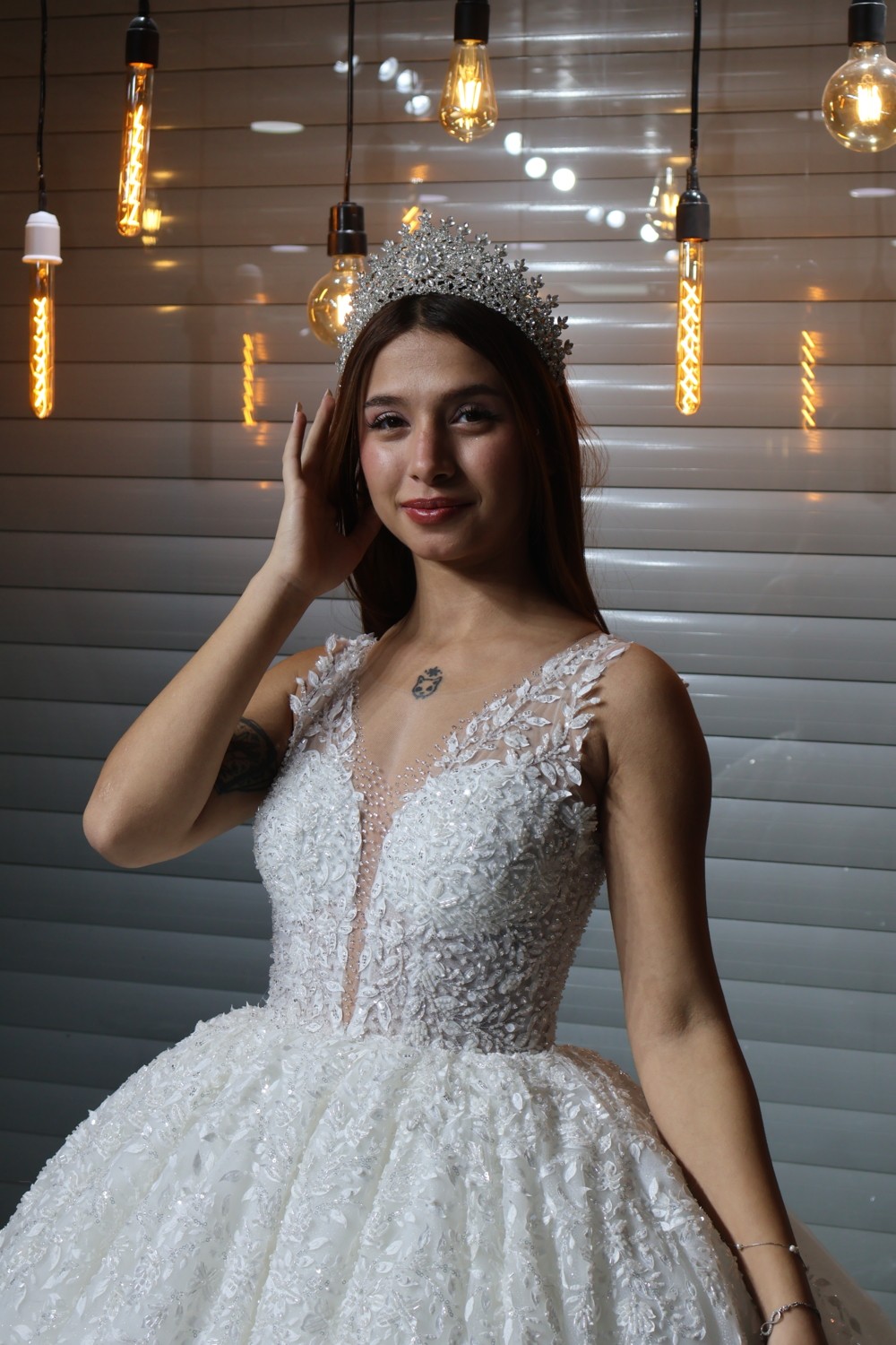 Almila Gelinlik görsel 2