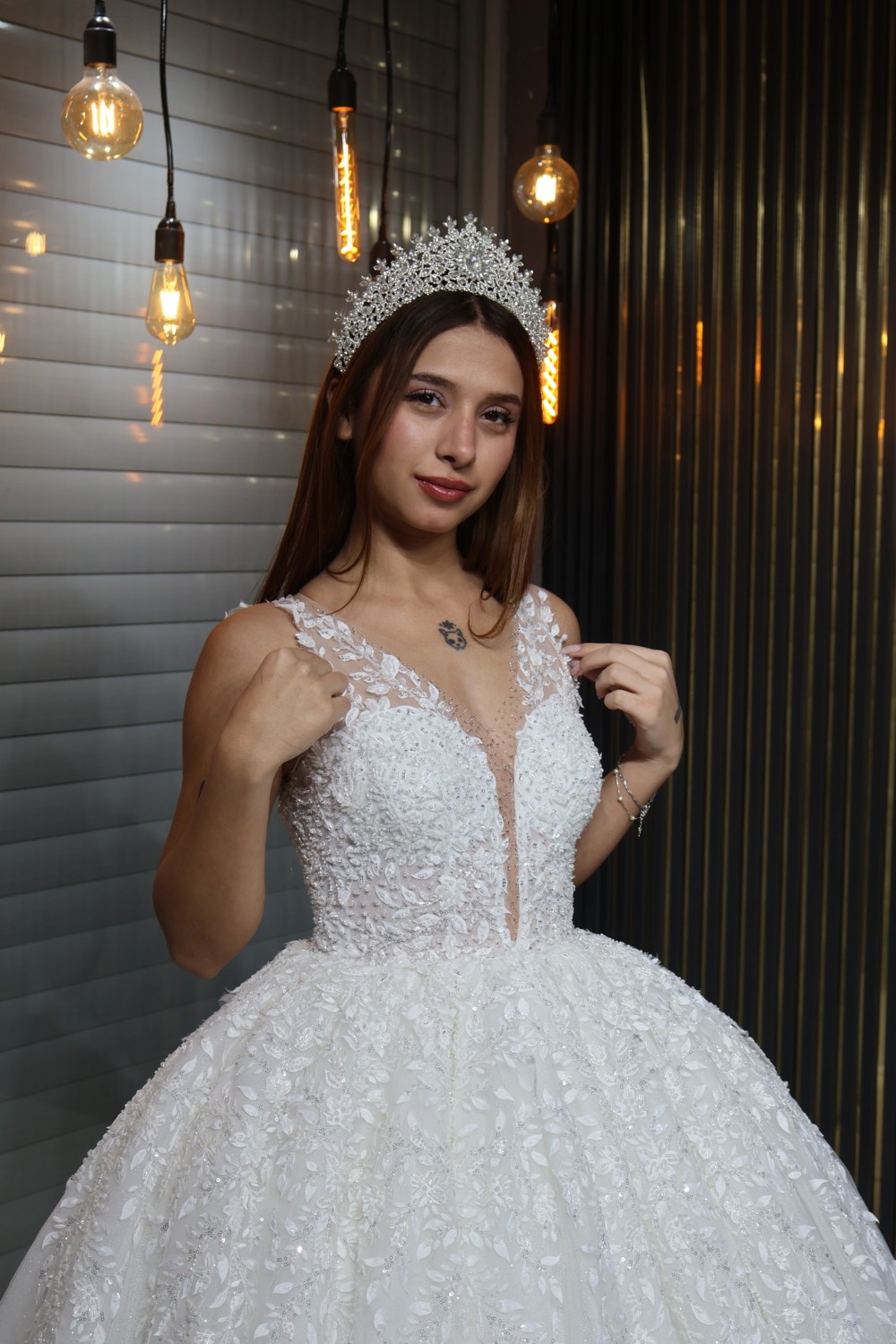 Almila Gelinlik görsel 3