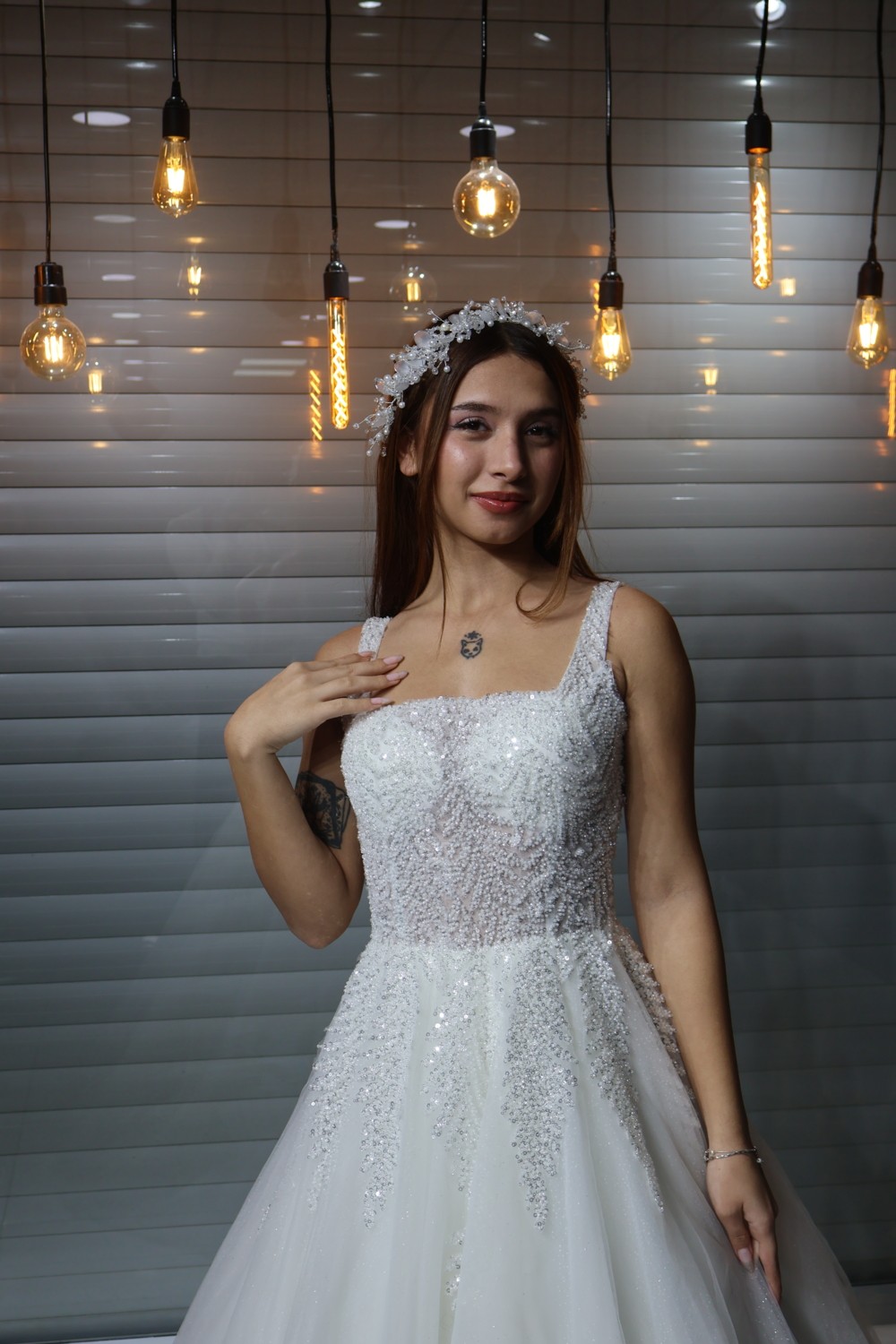 Almila Gelinlik görsel 2