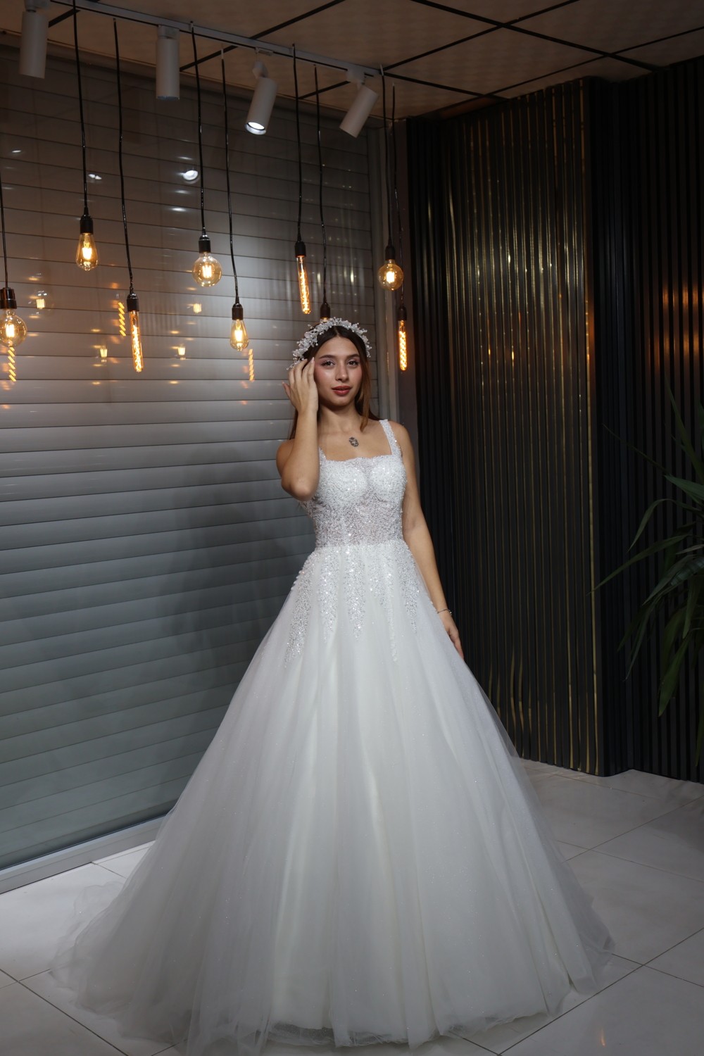 Almila Gelinlik görsel 8