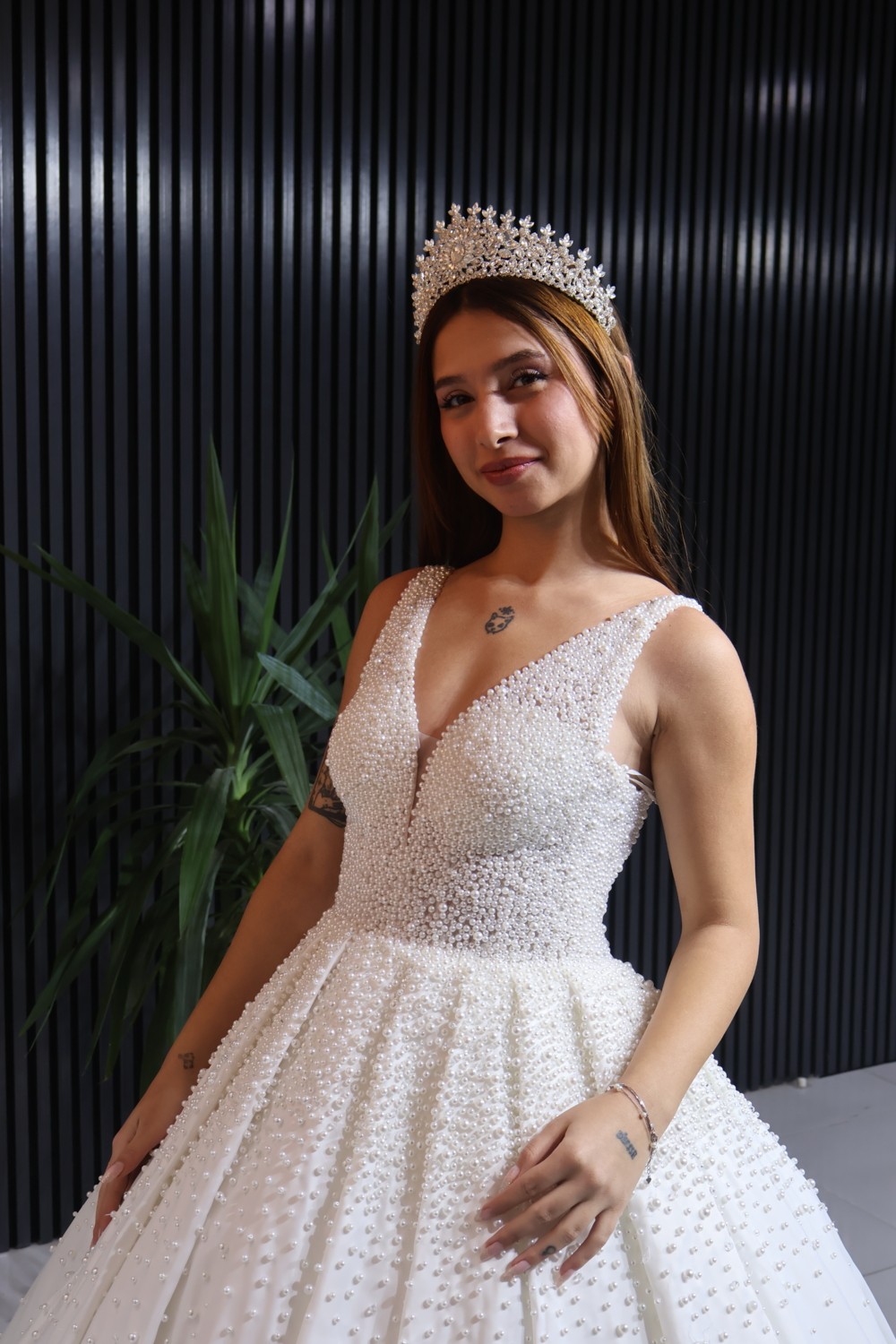 Almila Gelinlik