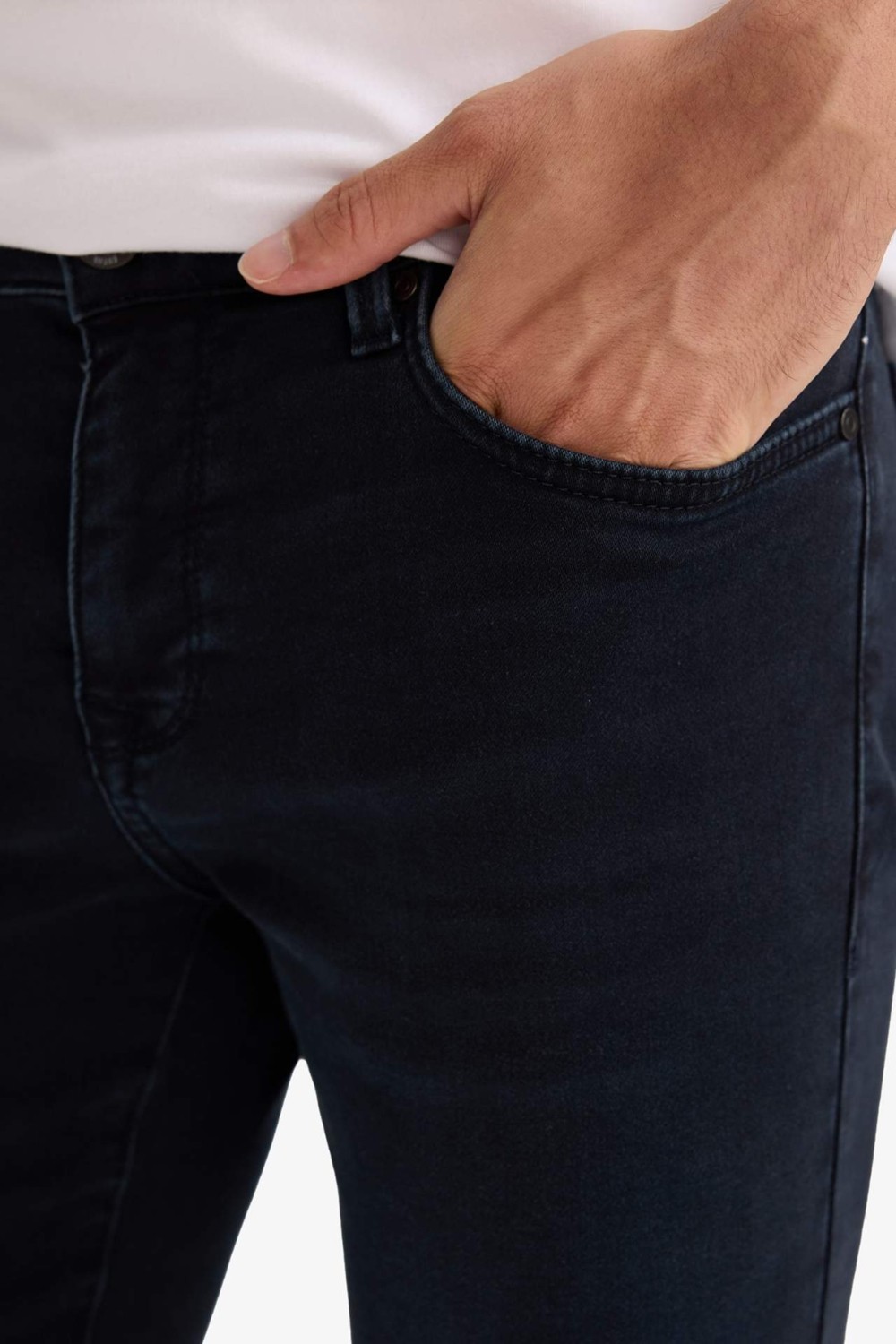 DeFacto Pedro Slim Fit Normal Bel Dar Paça Jean Pantolon G3229AX25AU görsel 4