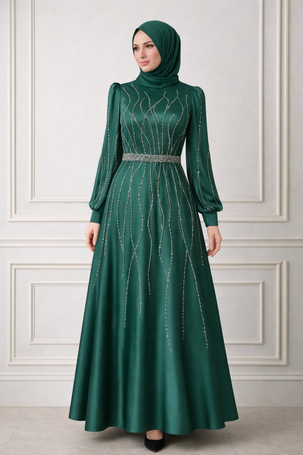 MayaBella Saten Kolları ve Önü Işlemeli Tesettür Abiye görsel 3