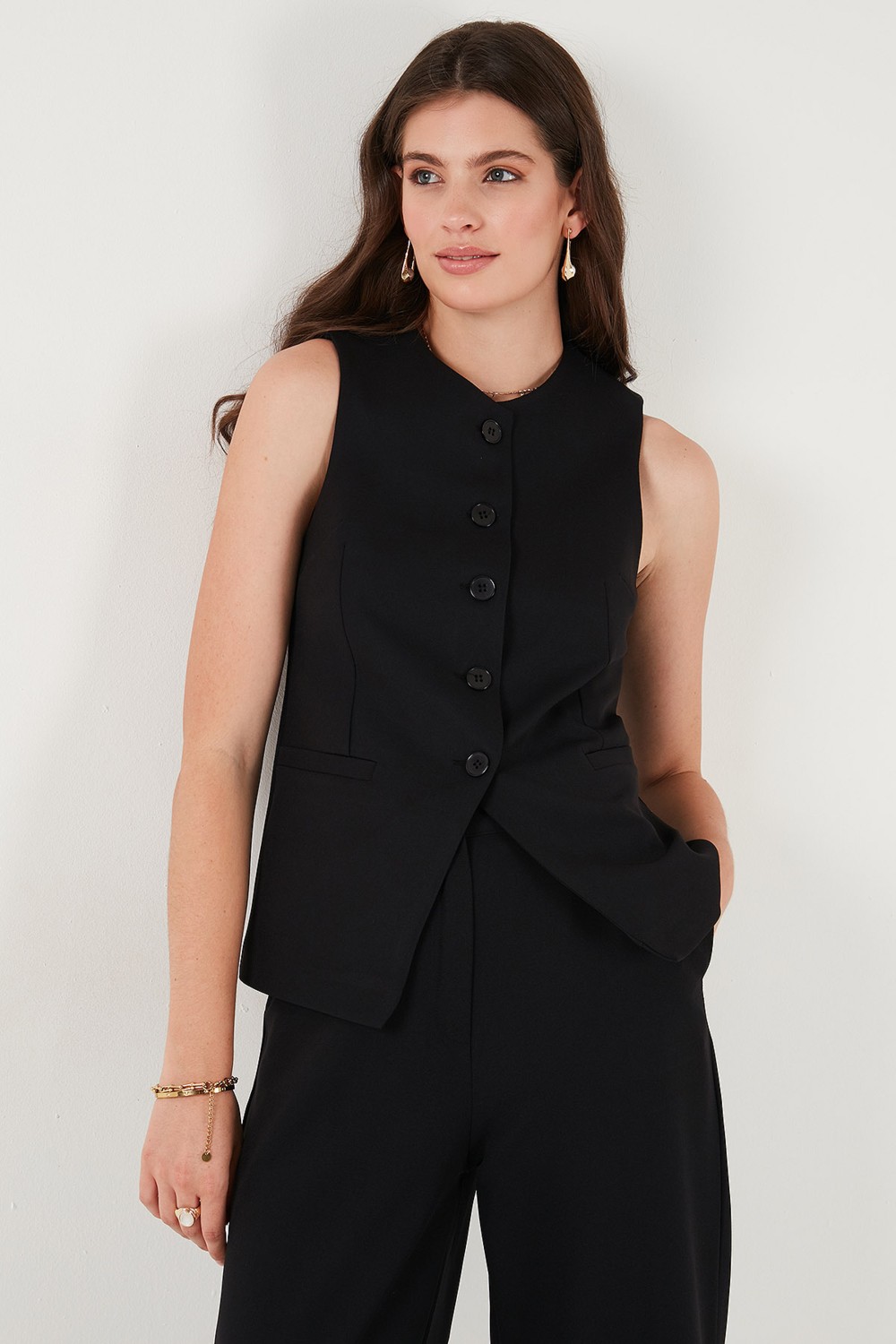 Lela Regular Fit Bisiklet Yaka Kolsuz Düğmeli Basic Bluz Yelek Bayan Yelek 65200004 görsel 6