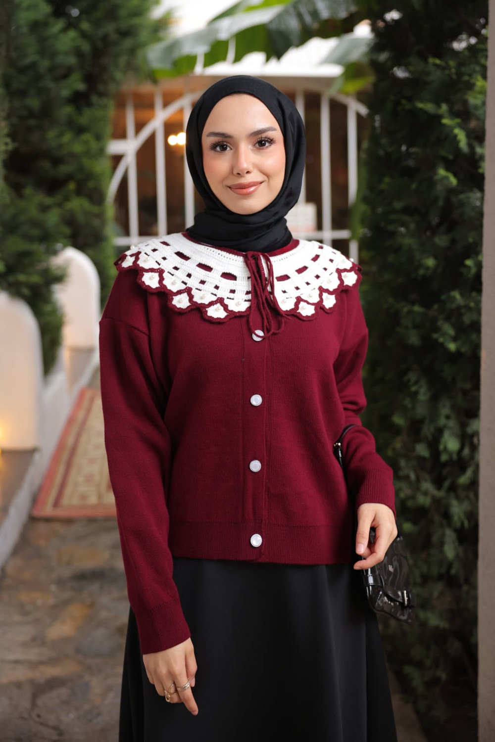 İmaj Butik Lacivert Yaka Dantel Detaylı Düğmeli Triko Hırka