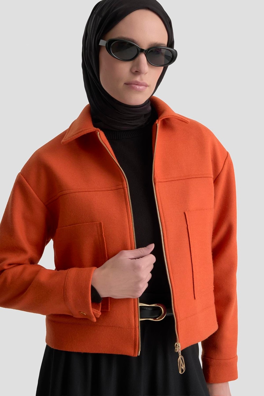 Armine Trend Boydan Fermuarlı Cep Detaylı Kısa Ceket Oranj 25KT517 görsel 2