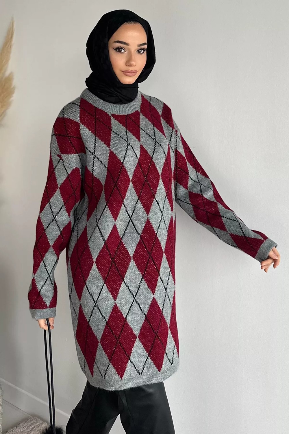 Julude Gülseli Desenli Simli Tesettür Triko Tunik P-00020159