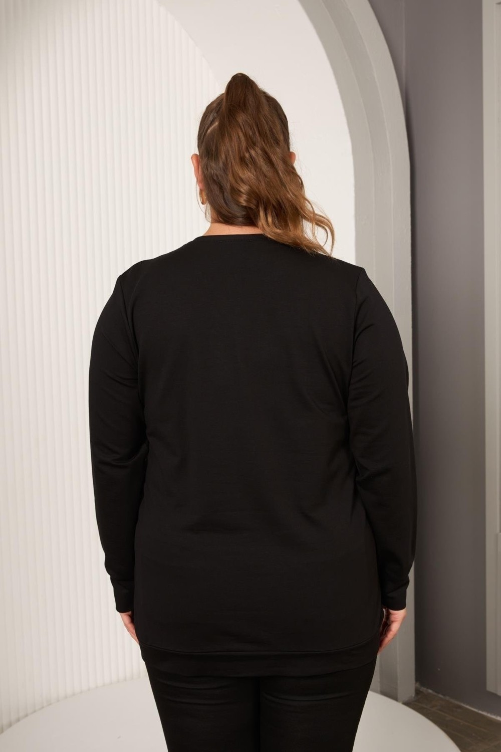 Rmg Yaka Zincir Detaylı Büyük Beden Sweatshirt Siyah görsel 5