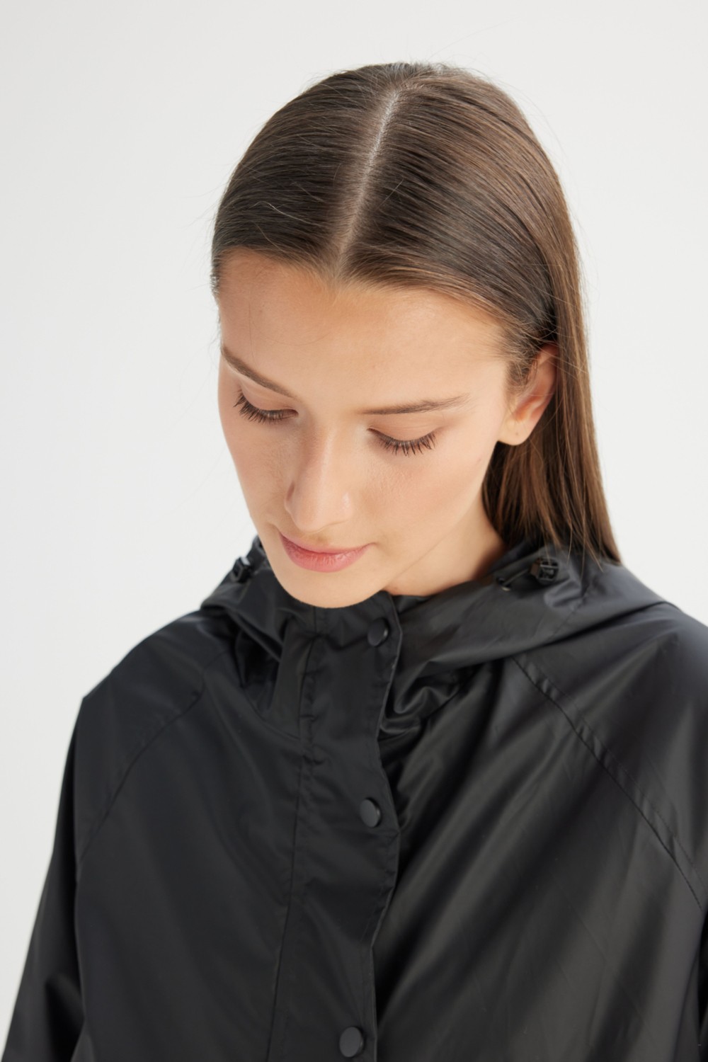 Wrangler Regular Fit Normal Kesim Kapüşonlu Siyah Ince Mont görsel 4