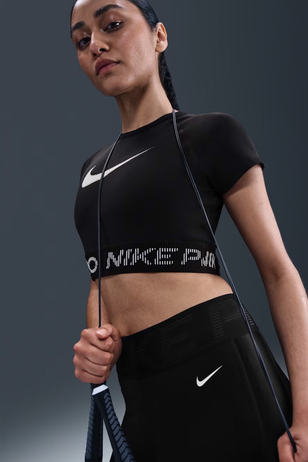 Nike Kadın Dri-Fıt Kısa Kollu Grafik Baskılı Bluz görsel 5