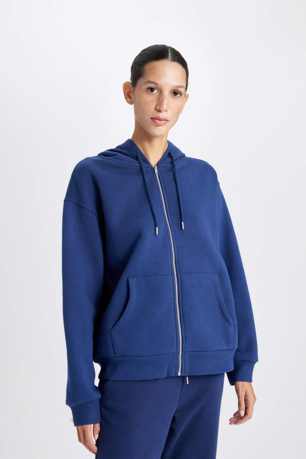 DeFacto Relax Fit Kapüşonlu Cepli Basic Düz Fermuarlı Sweatshirt C1809AX24WN