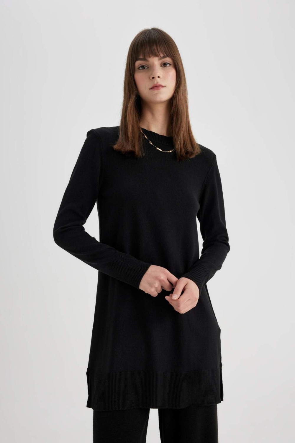 DeFacto Regular Fit Bisiklet Yaka Yırtmaçlı Basic Düz Triko Kazak Tunik H3431AZ24AU görsel 3