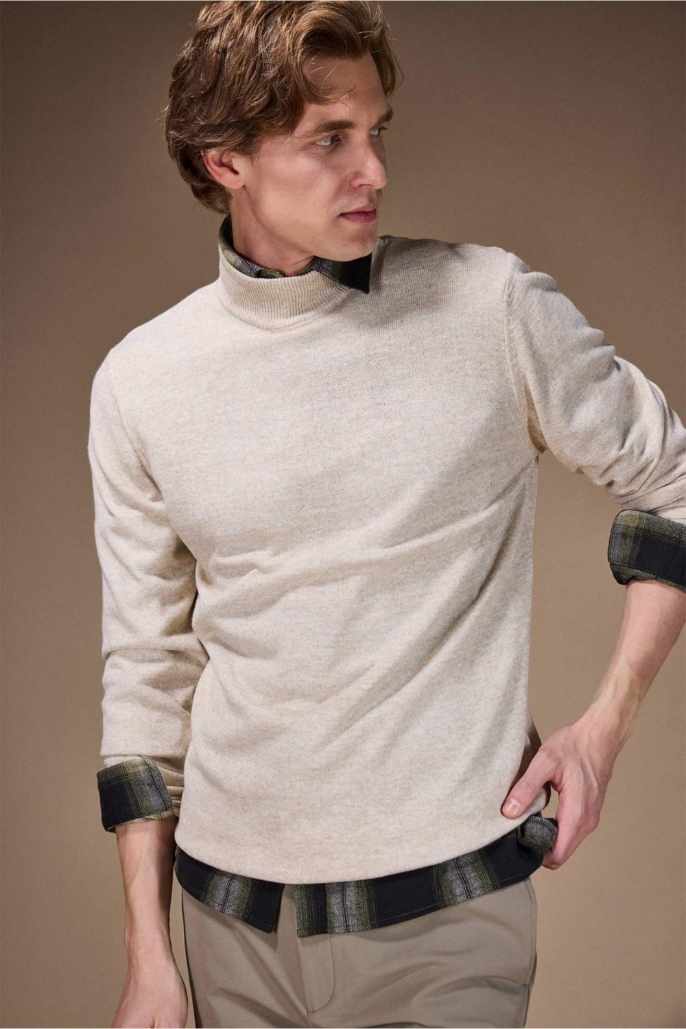 DeFacto Slim Fit Dar Kesim Balıkçı Yaka Basic Düz Triko Kazak R1127AZ25WN