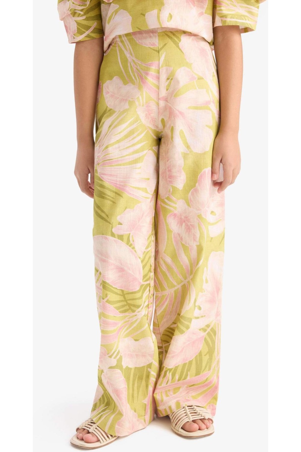 DeFacto %100 Pamuk Wide Leg Geniş Paça Desenli Beli Lastikli Pantolon Kız Çocuk D7610A825SM görsel 4
