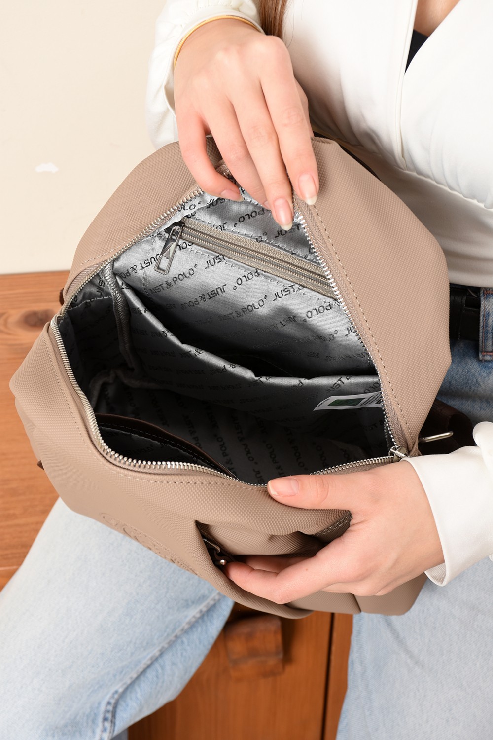Just Polo Kadın Sırt Çantası Yeni Sezon Ebat: Boy 31 cm En 29 cm görsel 2