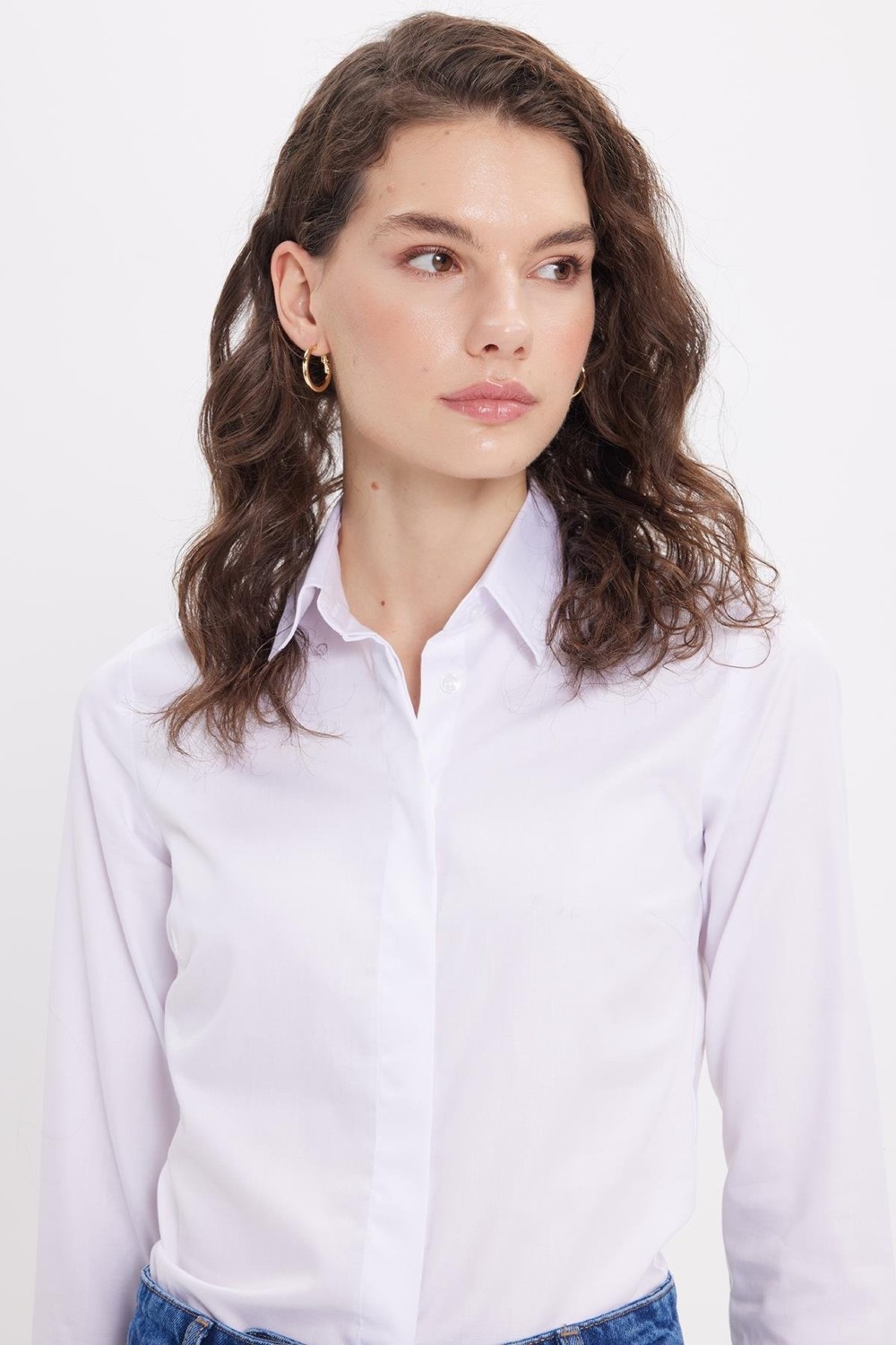 Tudors Kadın Slim Fit Non-Iron Pamuklu Vücuda Oturan Ütü Gerektirmez Pensli Beyaz Gömlek görsel 4