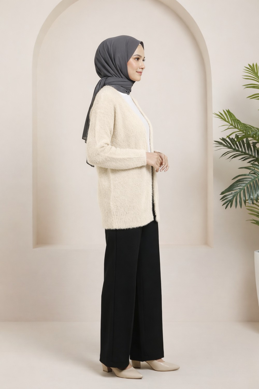 Tesettür Diyarı Triko Frost Hırka- Siyah Standart (36-42 Uyumlu) görsel 5