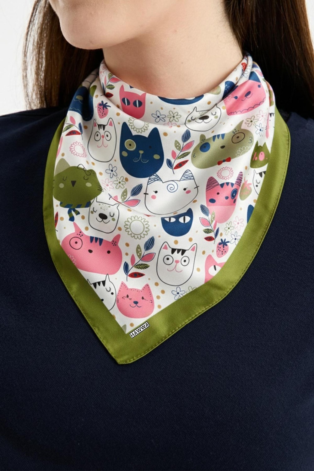 Hawwa Sevimli Kedi Desenli Saten Fular görsel 2