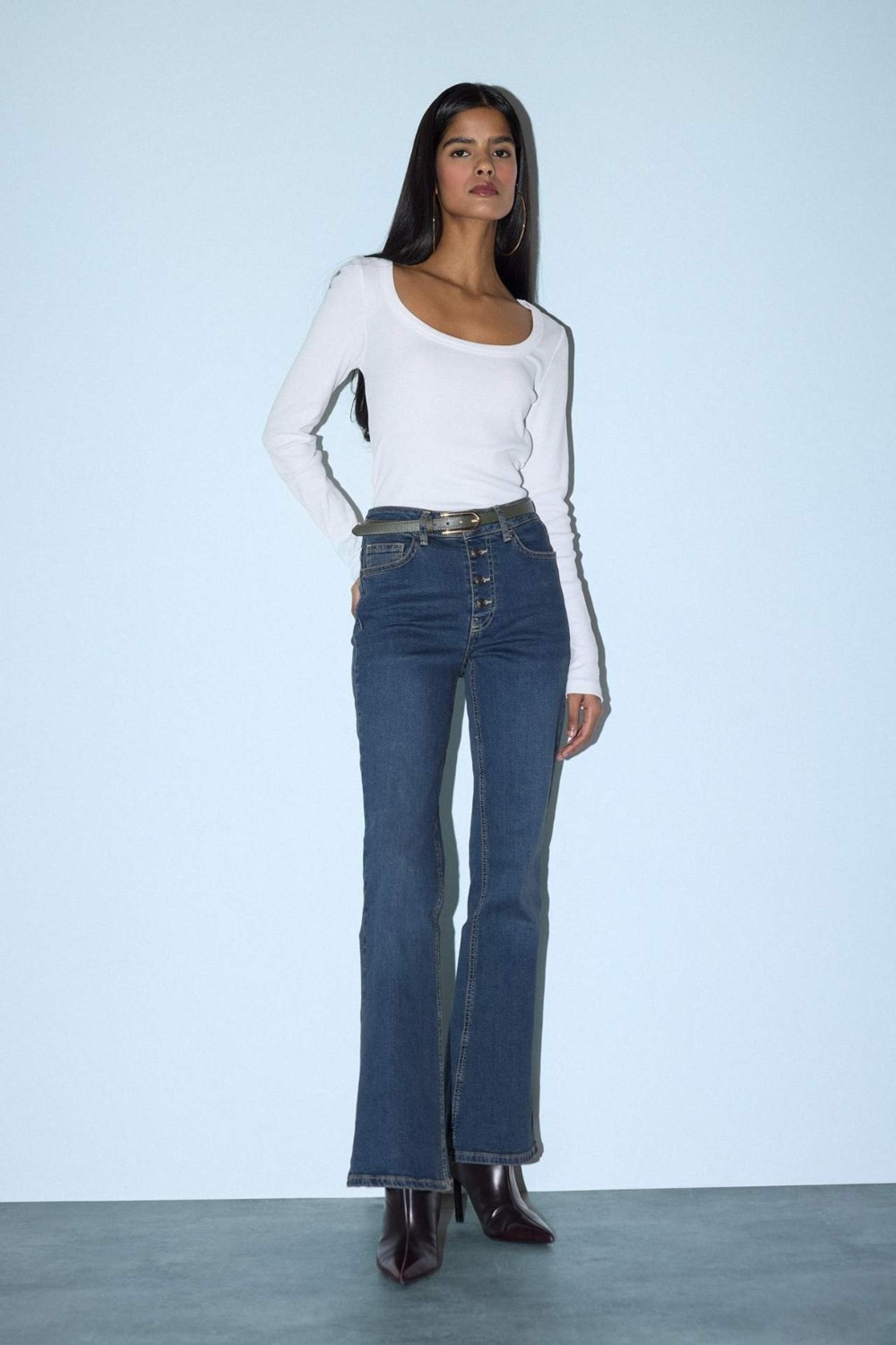 DeFacto Slim Fit Yuvarlak Yaka Basic Düz Fitilli Kaşkorse Uzun Kollu Tişört G8479AX26SP görsel 3