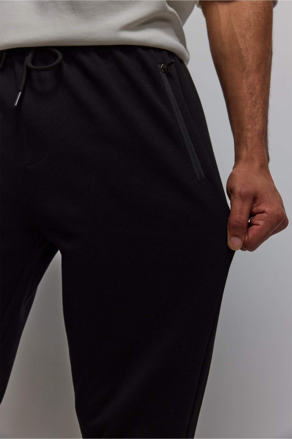 DeFacto Slim Fit Fermuarlı Basic Standart Paça Sporcu İnce Jogger Eşofman Altı S3309AZ26SP görsel 6