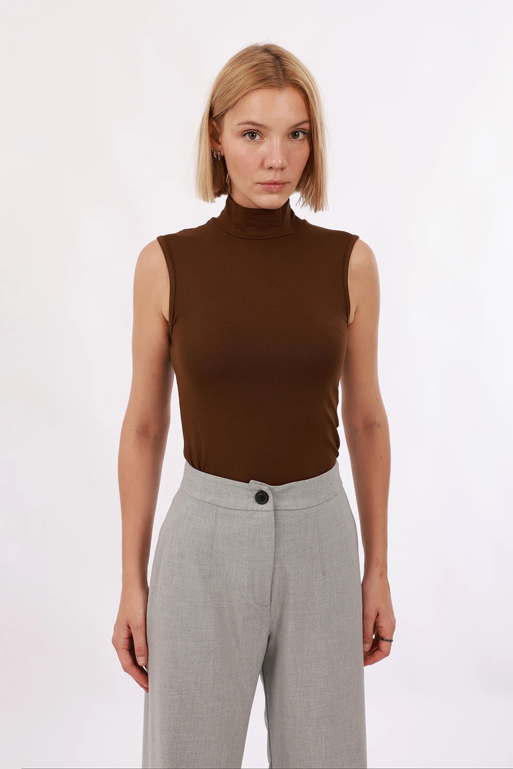 Yade Fashion Kadın Kolsuz Bluz 4’lü Set görsel 4