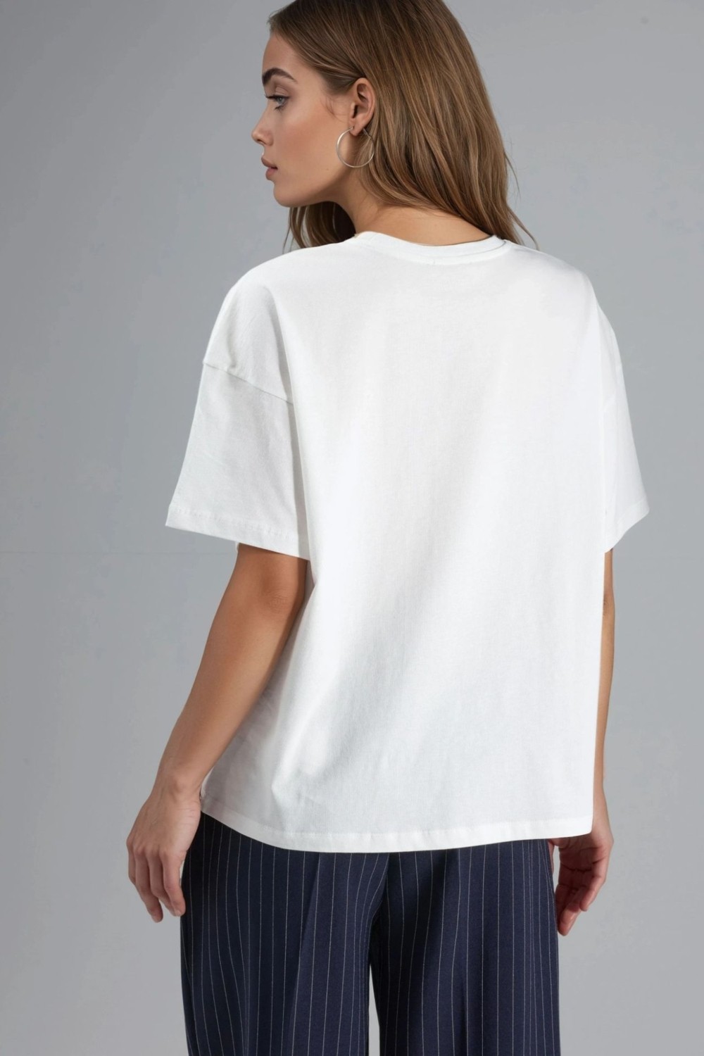 Hiccup Kadın Oversize Nakışlı Örme T-Shirt Tozlu Beyaz görsel 4