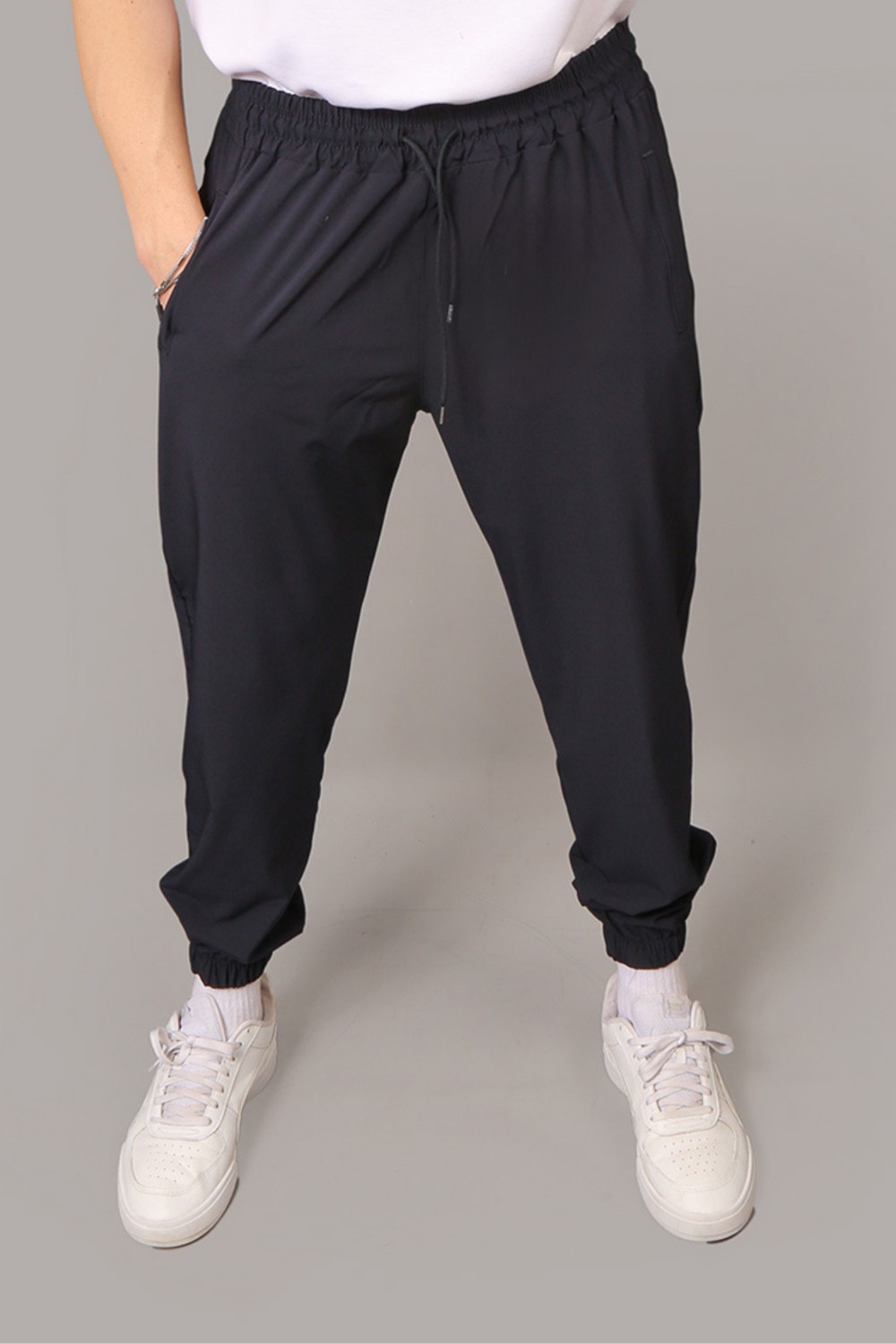 EYDAMOON Erkek Lacivert Paraşüt Kumaş Regular Fit Paça Lastikli Cep Fermuarlı Eşofman Altı
