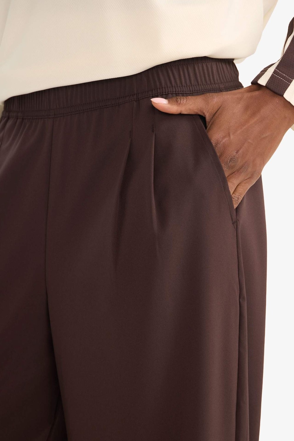DeFacto Airtech NBA Chicago Bulls Wide Leg Dokuma Pantolon F8239AX26SP görsel 5