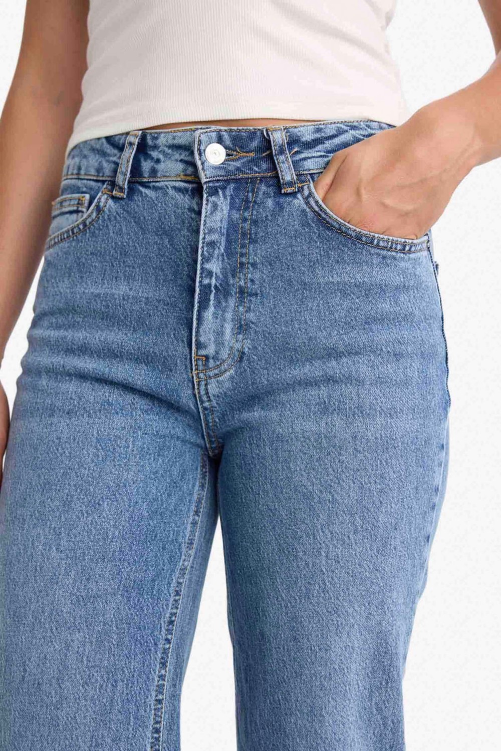 DeFacto Comfort Straight Yüksek Bel Bilek Boy Jean Yıkamalı Pantolon D8155AX26SP görsel 5