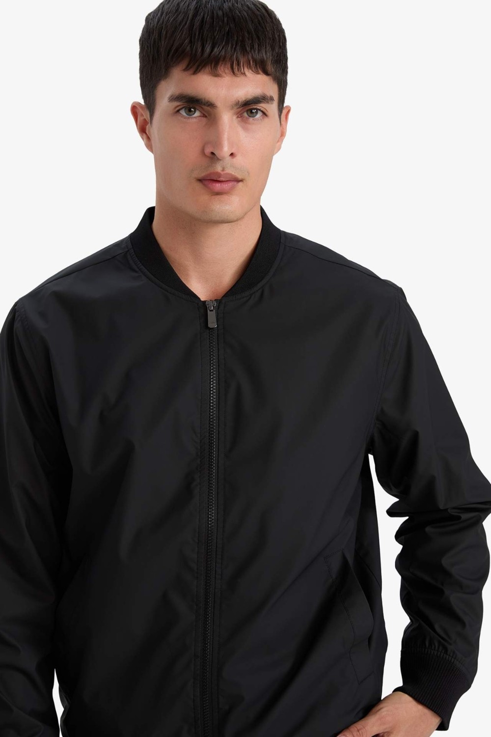 DeFacto Su İtici Slim Fit Bomber Kolej Yaka Fermuarlı Çift Cepli Mevsimlik Mont D7319AX26SP görsel 4