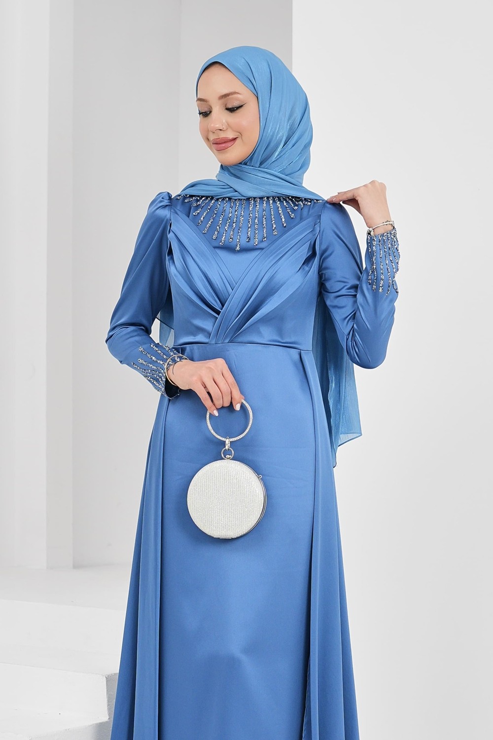 İmaj Butik Indigo Önü Taşlı Saten Abiye görsel 3