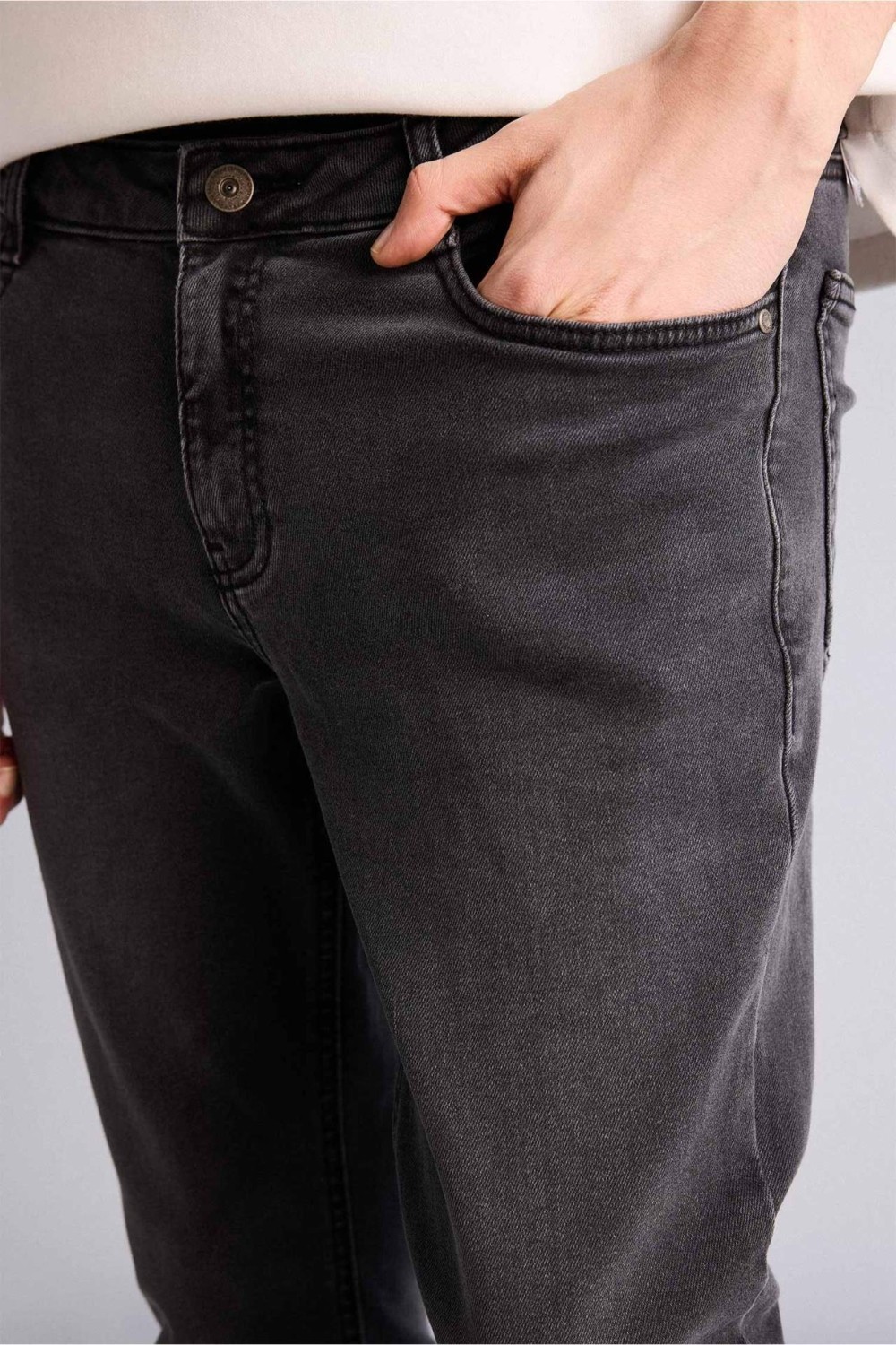 DeFacto Pedro Slim Fit Normal Bel Dar Paça Jean Pantolon D5480AX26SP görsel 4