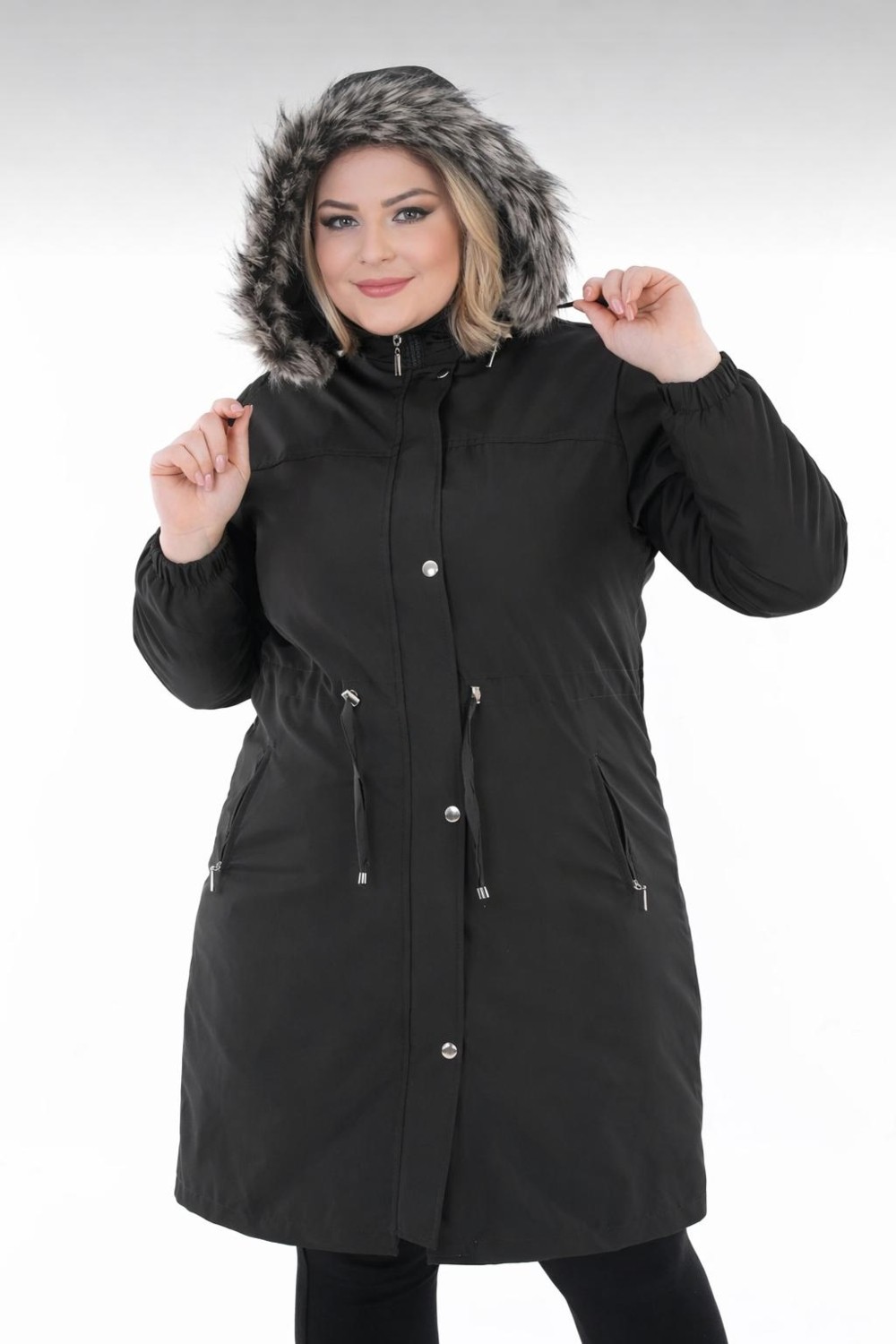 TUTveAL Collection Kadın Suya Dayanıklı Büyük Beden Mont Kapüşonlu Uzun Siyah Mont Bonded Kumaş Içi Kürklü Mont görsel 4