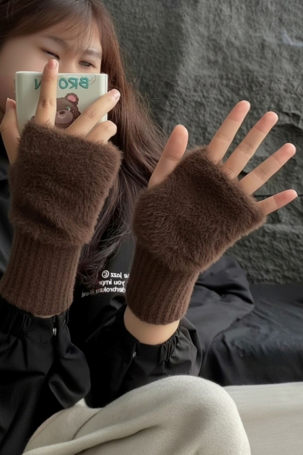 Hitit Socks Kadın 1 Çift Kışlık Parmaksız Termal Esnek Polarlı Peluş Eldiven görsel 3